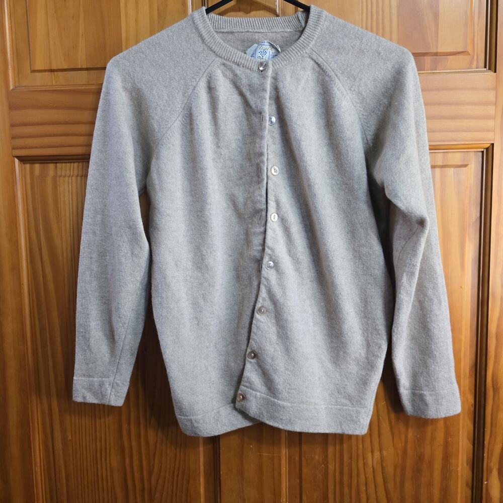 Tan Fully Fashion De Loux Cardigan 100% imported Cashmere Size 38